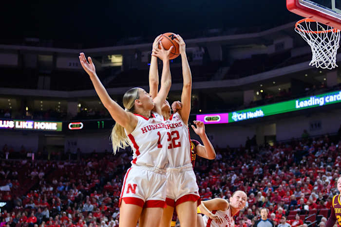 12_Jaz Shelley, Natalie Potts_WBBvsMinnesota0224